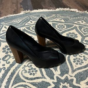 Steven Coniee Peep-toe Heels Size 8.5
